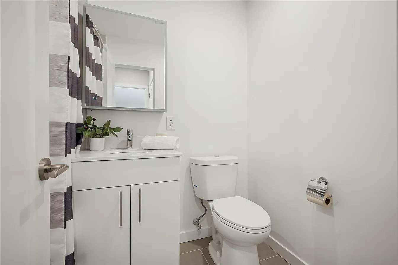 2 bed, 1300 sqft, $2,595 — Photo 4