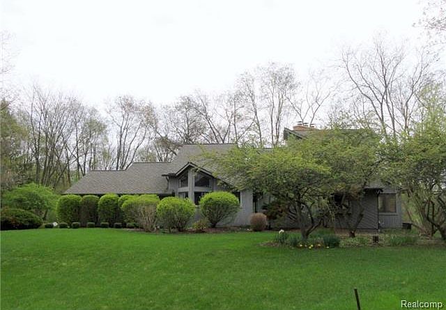 1st image of 5764 Fox Hollow Ct