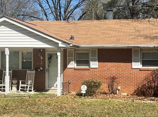 607 Calloway Dr, Raleigh, NC 27610