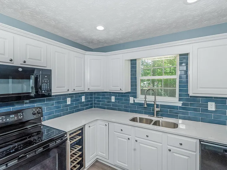 80 Shelby Oaks Trl — Photo 30