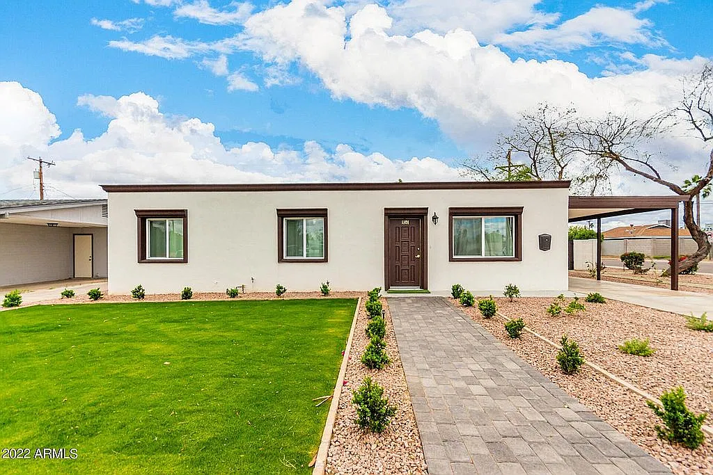Property main image