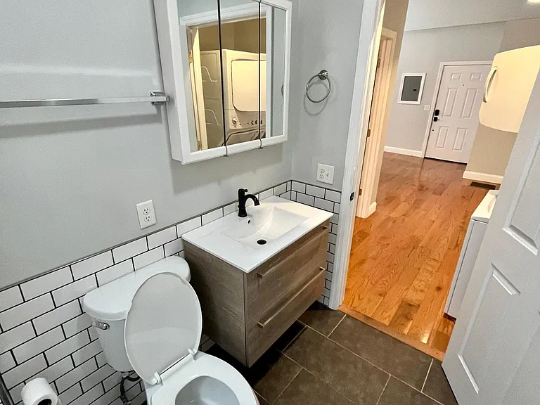 37 Maiden Ln — Photo 14
