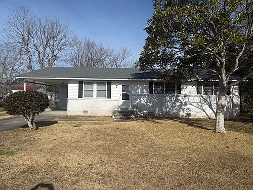 304 Old Hammock Rd Photo 1