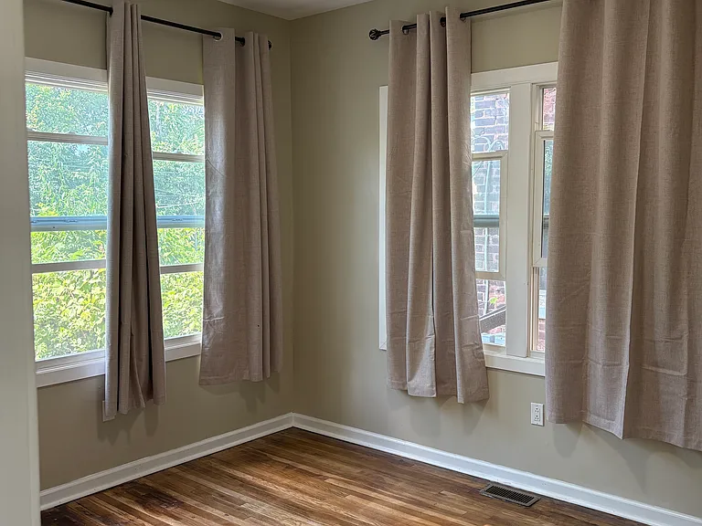 2536 Calvert St #2 — Photo 4