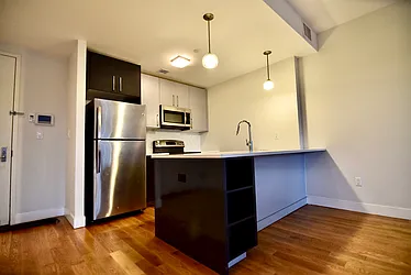 Rented by Safdie Realty Group