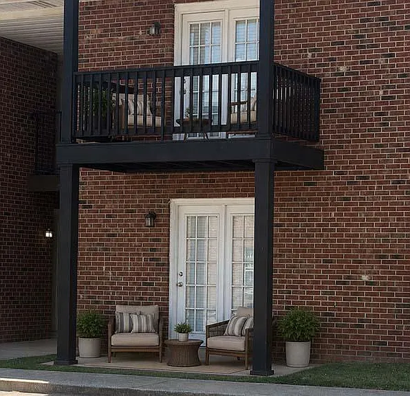 Hudson at 621 — Photo 31