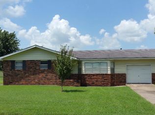 2427 Washington Ave, Baxter Springs, KS 66713