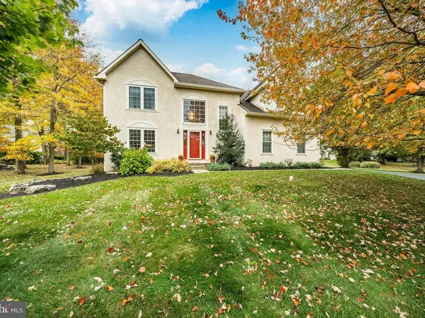 1059 Charter Oaks Dr, Lansdale, PA 19446