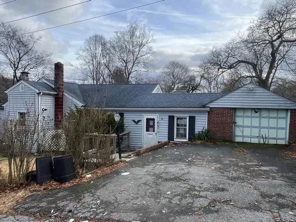 49 Brewster Drive, Carmel, NY 10512