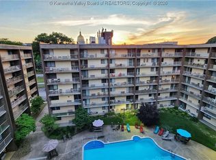 2106 Kanawha Blvd E APT 727, Charleston, WV 25311