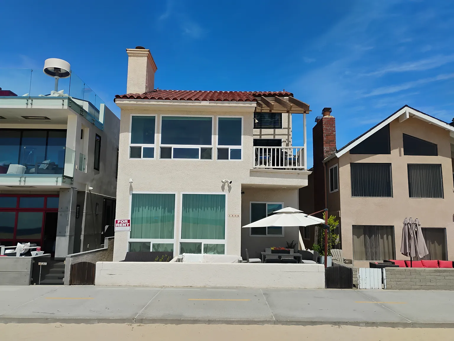 3 bed, 1600 sqft, $12,000 — Photo 4