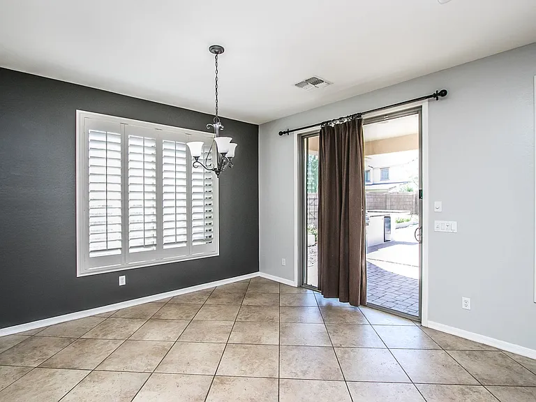 363 W Lantana Pl — Photo 10