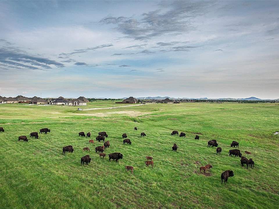 2nd image of Oak Ridge Land
