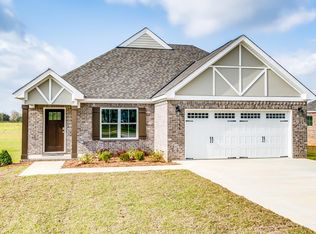 144 Sandbed Rd, Newton, AL 36352