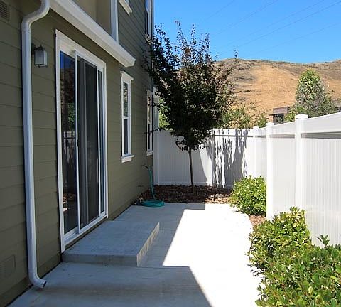 Patio & side yard