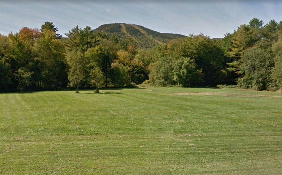 2nd image of 13 Sunday River Rd