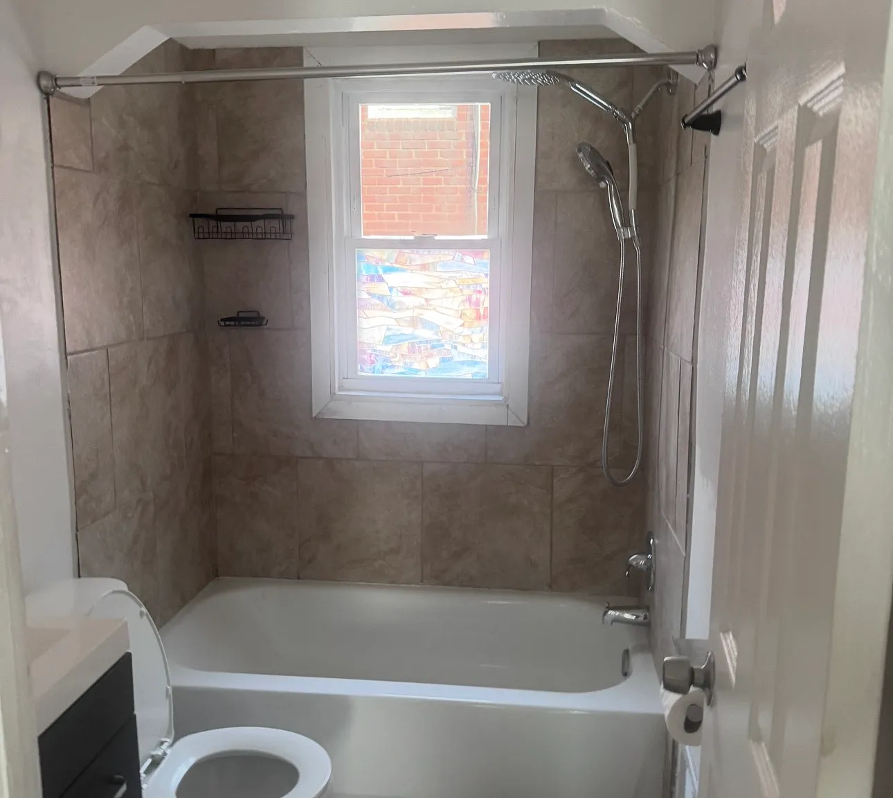 3 bed, 1020 sqft, $1,525 — Photo 3