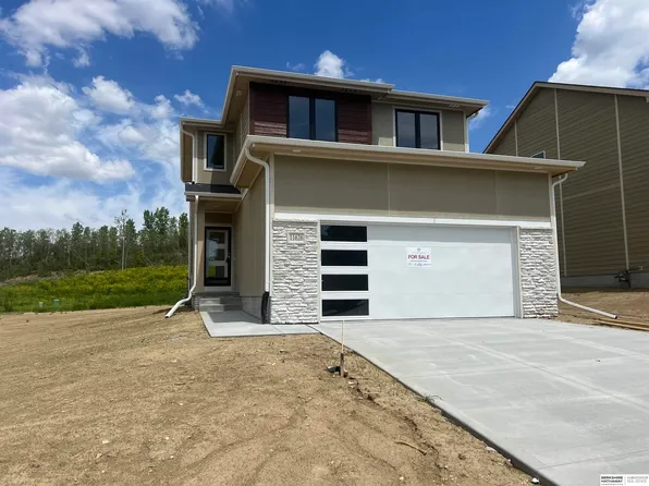 11626 King St, Omaha, NE 68142