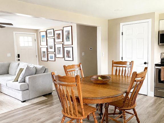 4th image of 570 Houlton Road