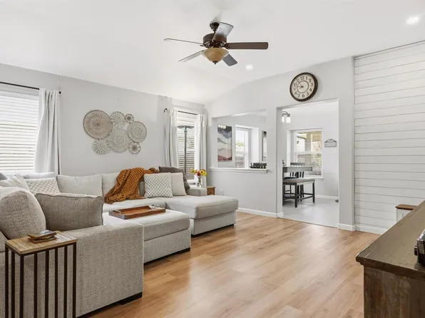 2712 Hearthsong Loop, Round Rock, TX 78665
