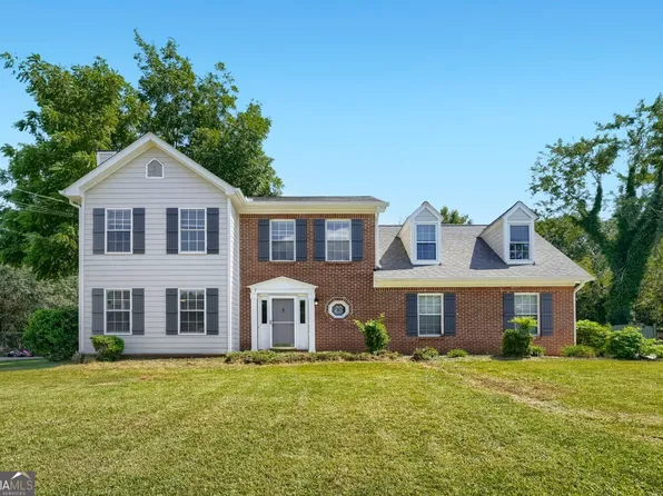 1410 Willow Bend Dr, Snellville, GA 30078