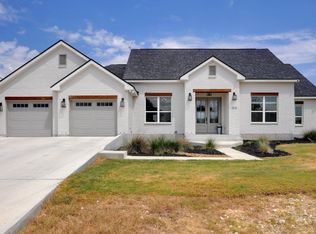 105 Jacob Dearing St, Blanco, TX 78606