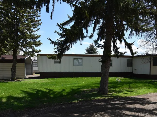 1217 W Bell St Trailer 99, Glendive, MT 59330