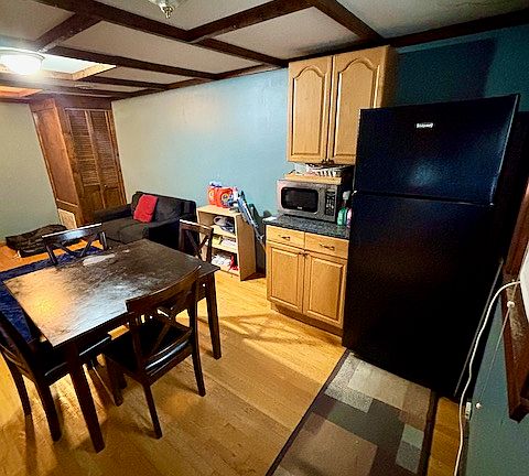 2nd image of 85 W 7th St APT 3