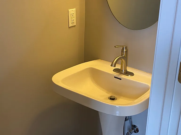 502 Aberdeen St — Photo 30