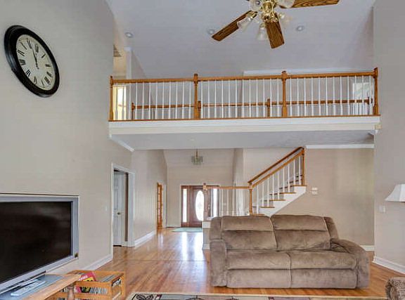 5th image of 86 S Creek Ct