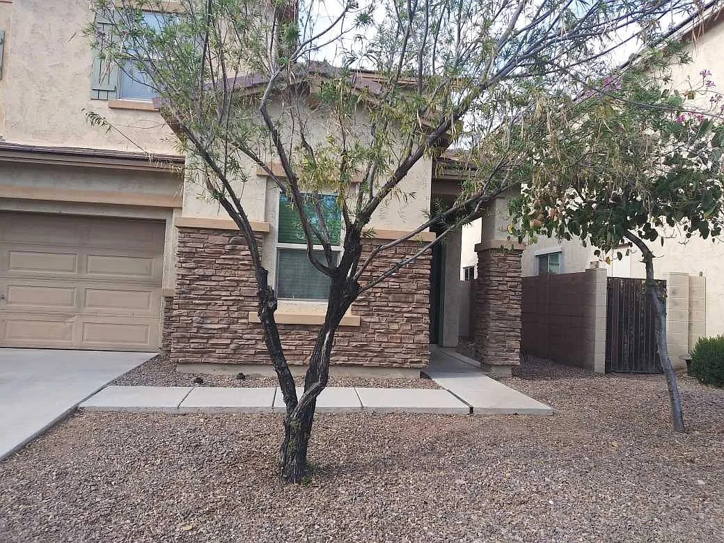 Building Photo - 1454 E Goldcrest St