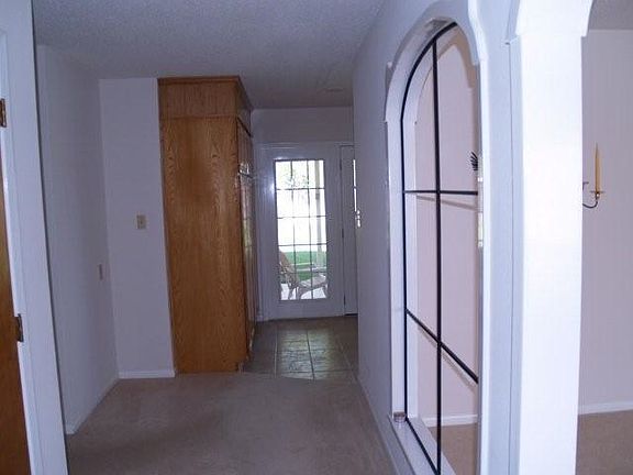 2nd image of 3617 Earlmont Ln