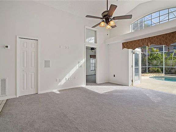 4th image of 4318 Creekside Blvd