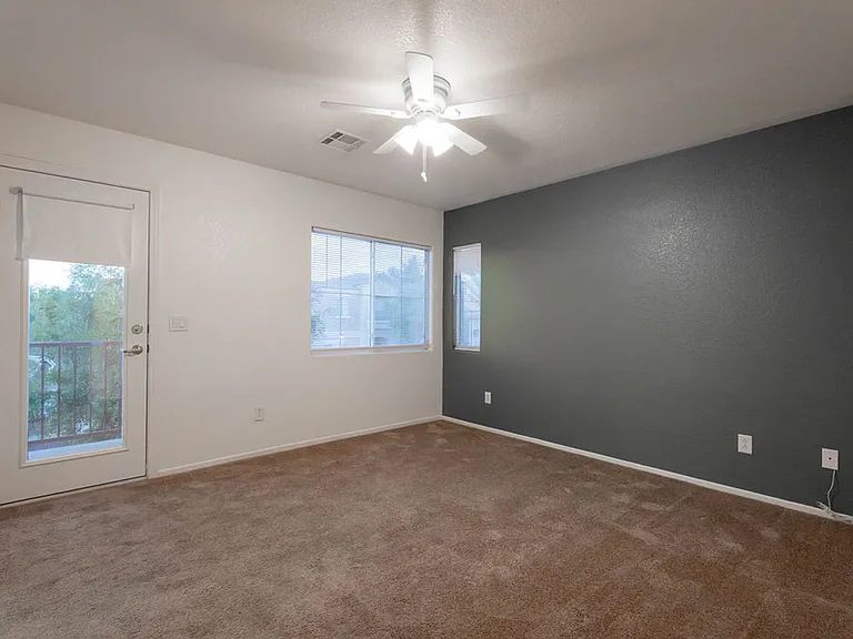 10380 Commanche Moon Ave — Photo 16