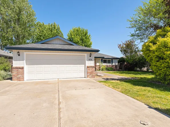 879 Forest Glen Dr, Central Pt, OR 97502