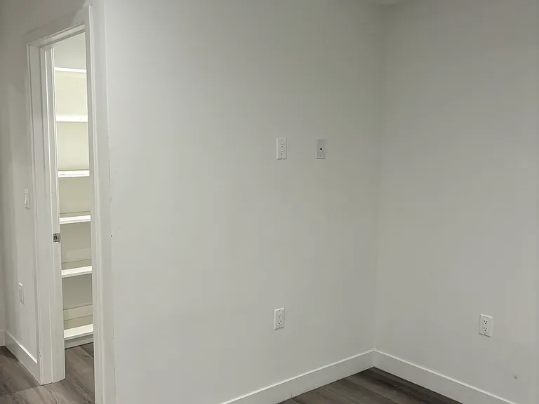 627 N Dillon St #407 — Photo 1