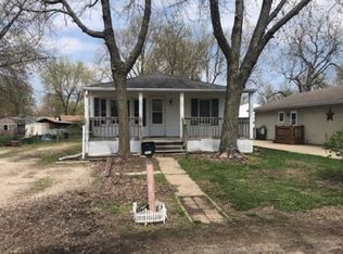 1513 Norman Dr, Pekin, IL