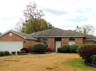 3073 Red Fern Rd, Cantonment, FL 32533