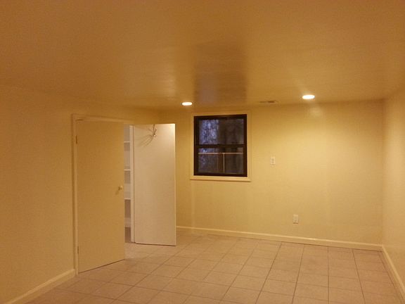 3rd image of 327 Nostrand Ave APT 1