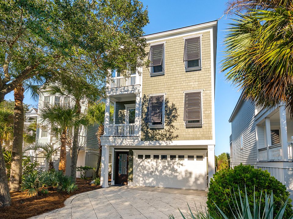 1st image of 25 Ocean Point Dr
