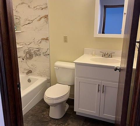 5th image of 317 Fairmount Ave #G-4