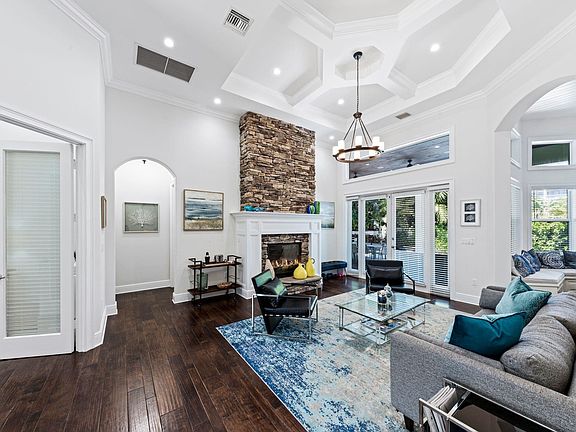 3rd image of 3029 N Atlantic Blvd