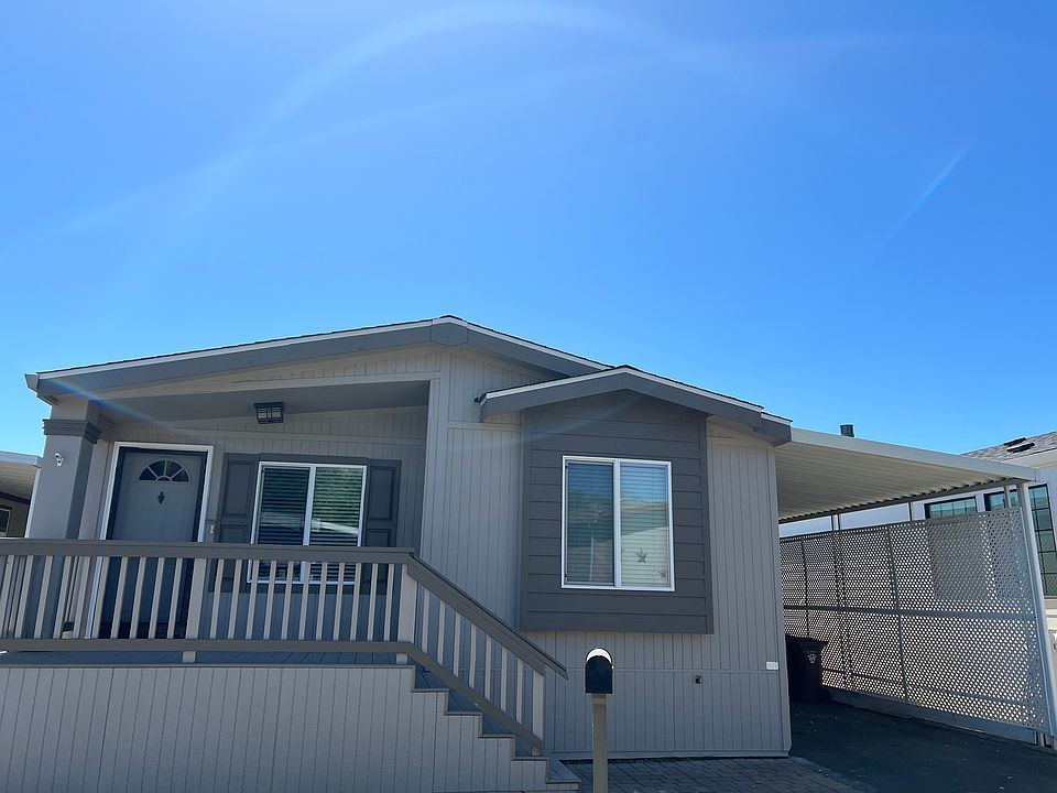1st image of 321 Tammy Way #33