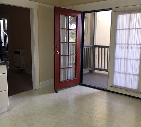 2nd image of 2140 B St