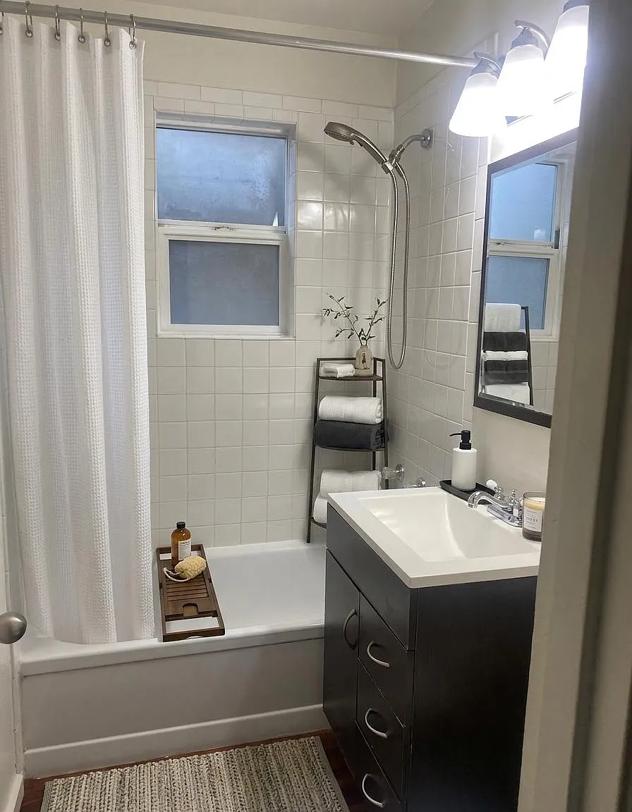 Studio, 320 sqft, $1,375 — Photo 4
