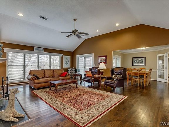 4th image of 9739 Harvest Ln