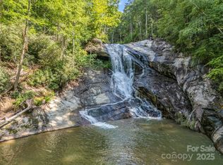 2716 Lower Flat Creek Rd, Black Mountain, NC 28711