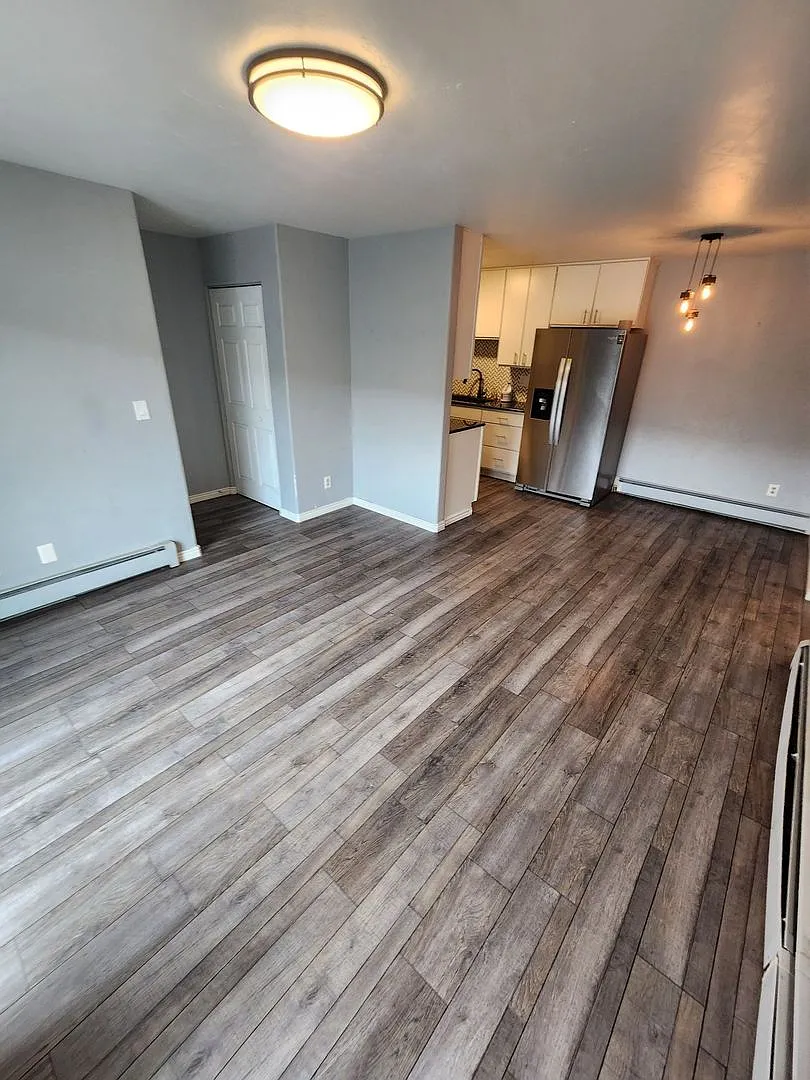 Beautiful Condo — Photo 3