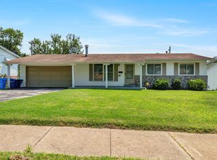 32 Gray Brooke Ln, Florissant, MO