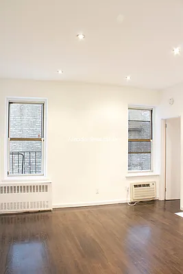 Rented by Mirador Real Estate | media 4